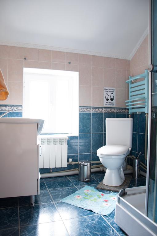 Almaty Backpackers Hostel Екстериор снимка